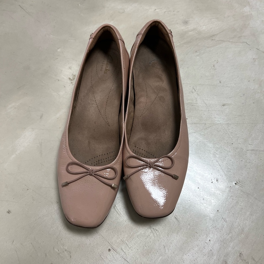 Clarks Blush Pink Ballet Flats
